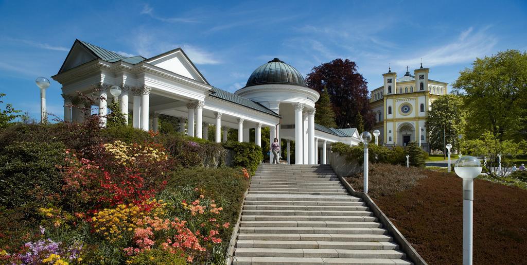 Hotel Excelsior Mariënbad Buitenkant foto